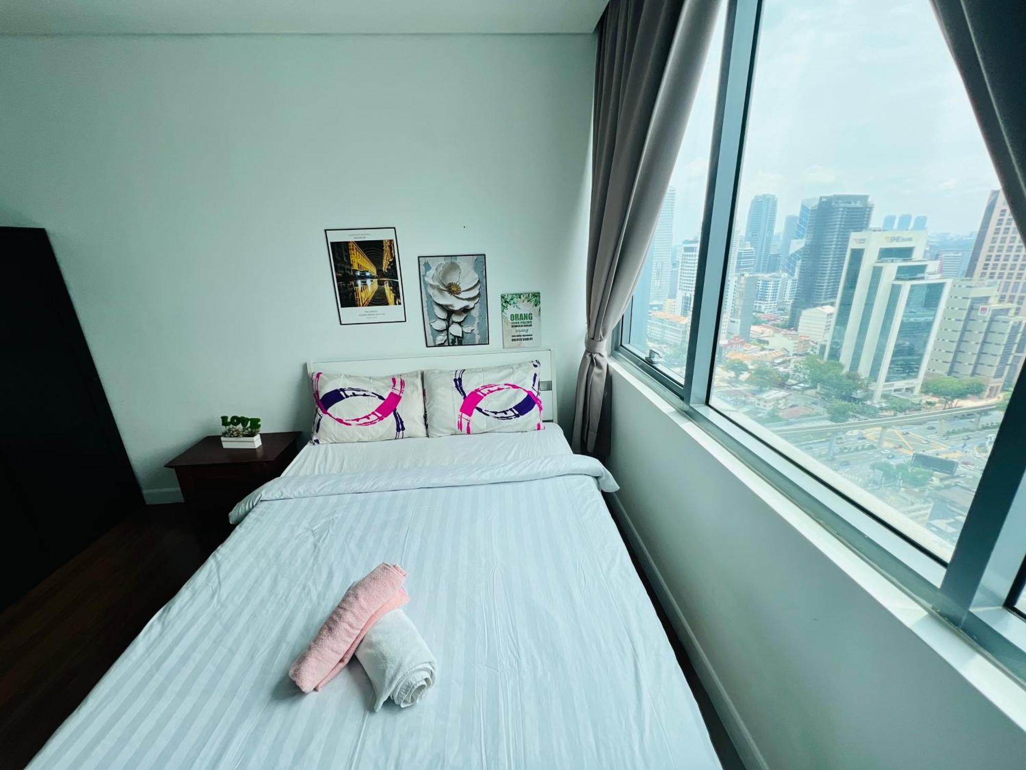 Mercu Summer Suites Klcc By Sweet Home Kuala Lumpur Extérieur photo